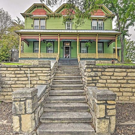 The Lilly House Historic Glen Rose Home With Porch! 外观 照片