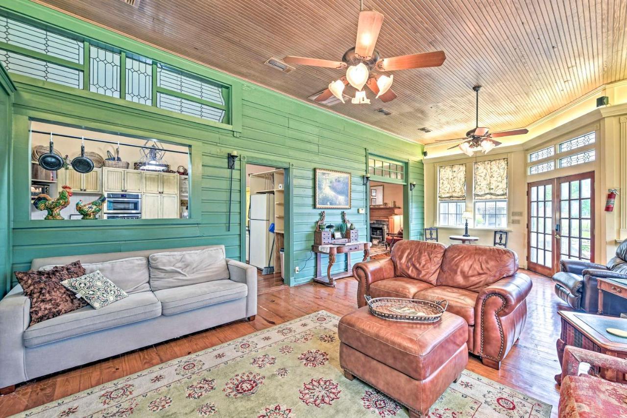 The Lilly House Historic Glen Rose Home With Porch! 外观 照片
